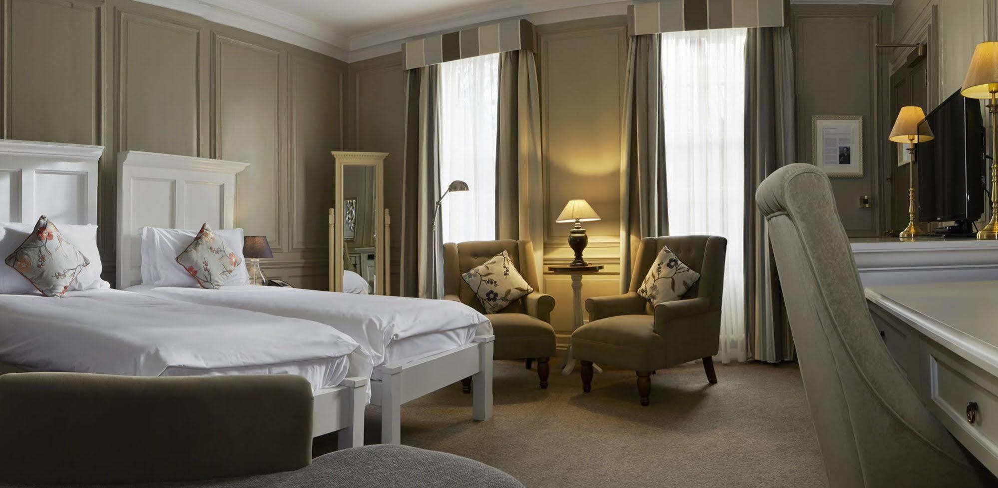 Vanbrugh House Hotel Oxford Eksteriør billede